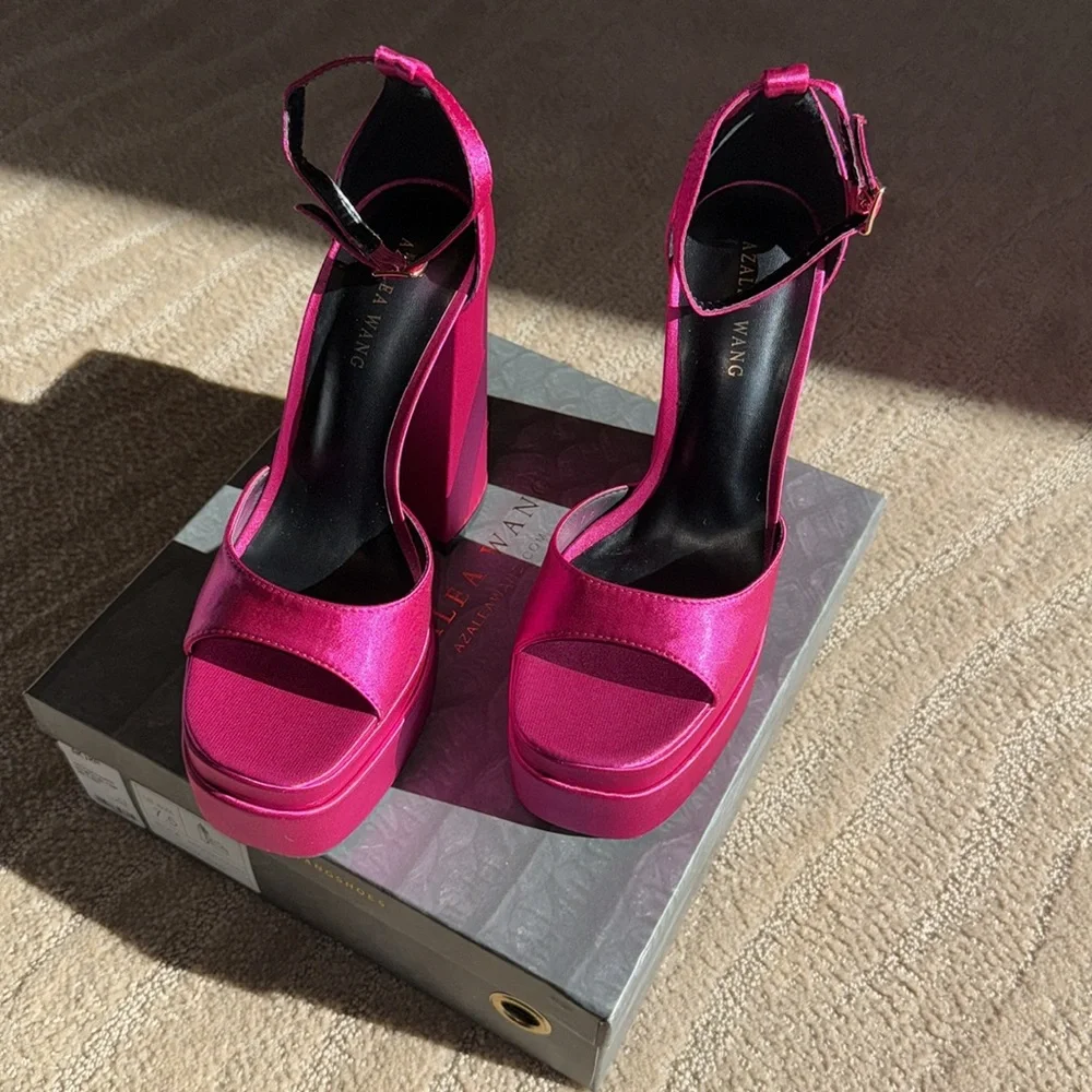 Azalea Wang‎ Talk About It Chunky Sandals